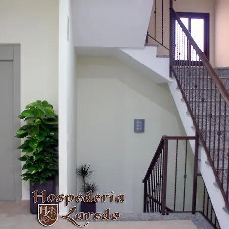 Hospederia Laredo La Carlota